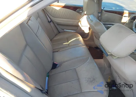 1999 Mercedes-Benz E 320 z USA, uszkodzony, nr VIN WDBJF65H9XA757356